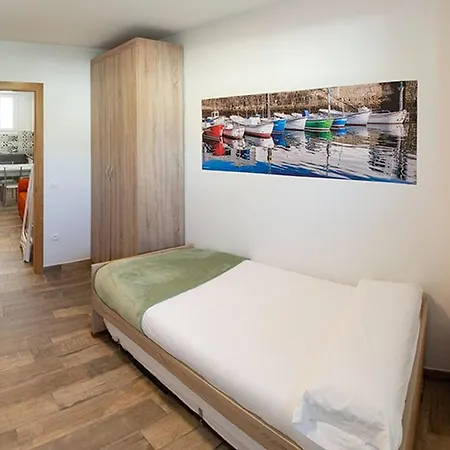 Apartament Lurralde *